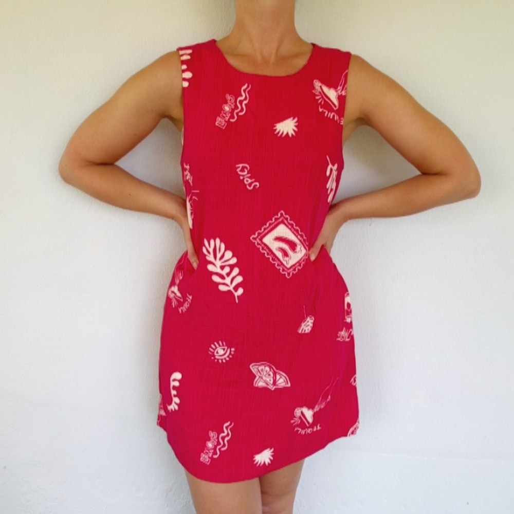 Paper Heart red spicy tequila cocktail print sleeveless linen shift dress small